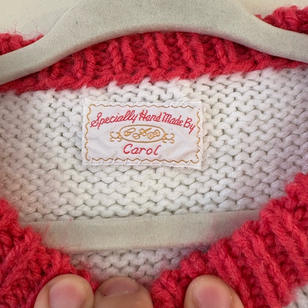 VINTAGE HAND KNIT Kids Dinosaur Sweater in Red and White Green approx 24/M 2T - Picture 4 of 7